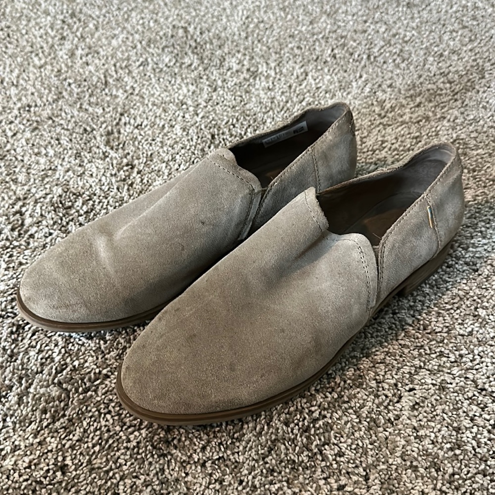 Tom’s Suede Loafers
